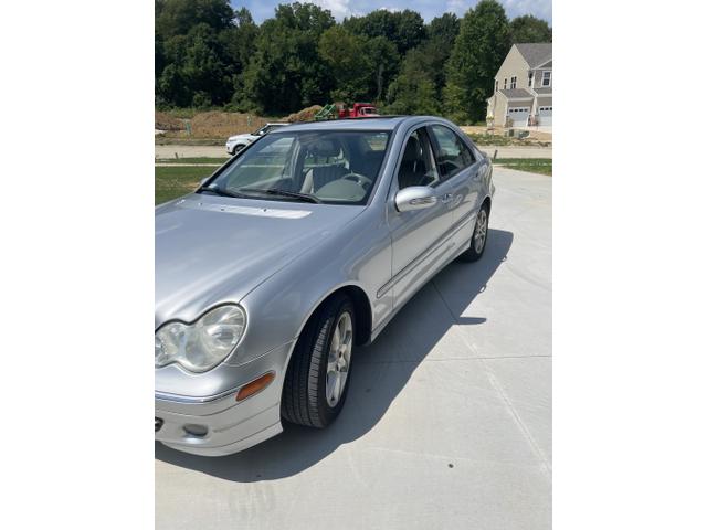 Photo of 2007 Silver Mercedes-Benz C-Class