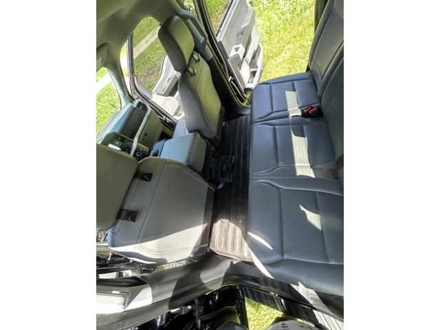 Photo of 2021 Black Ford F-150