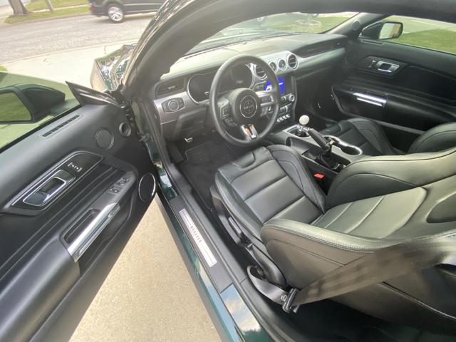 Photo of 2019 Green Ford Mustang