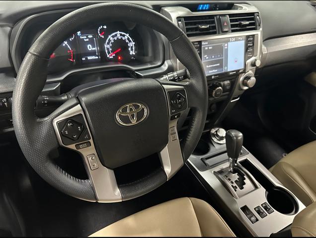 Photo of 2020 Black Toyota 4Runner