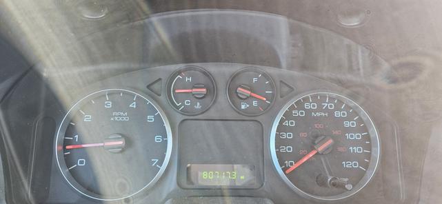 Photo of 2005 Red Ford Five Hundred