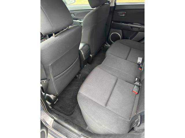 Photo of 2008 Gray Mazda Mazda3