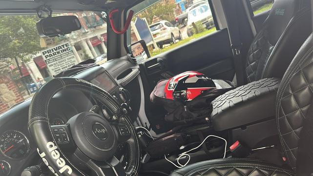 Photo of 2018 White Jeep Wrangler JK Unlimited
