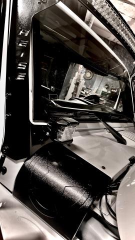 Photo of 2018 White Jeep Wrangler JK Unlimited