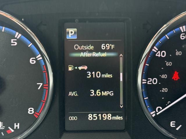 Photo of 2016 Silver Toyota RAV4