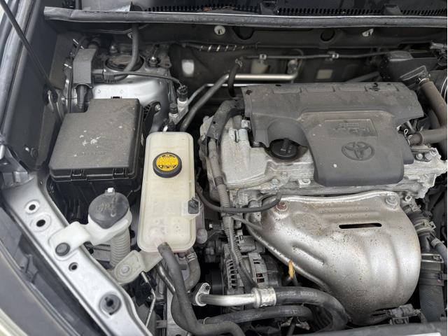 Photo of 2016 Silver Toyota RAV4