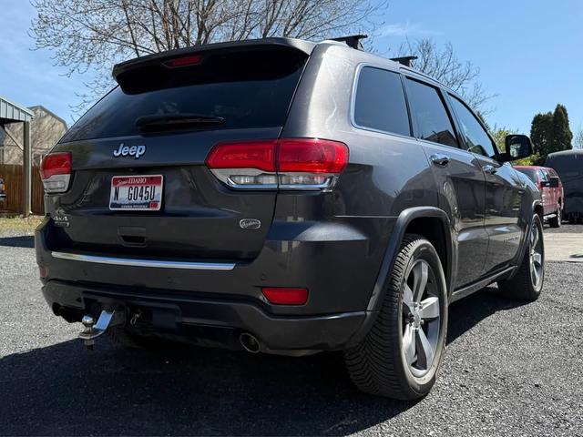 Photo of 2014 Gray Jeep Grand Cherokee