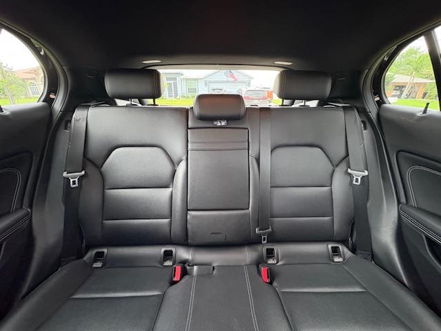 Photo of 2016 Black Mercedes-Benz GLA-Class