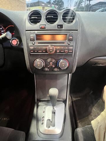 Photo of 2007 Red Nissan Altima
