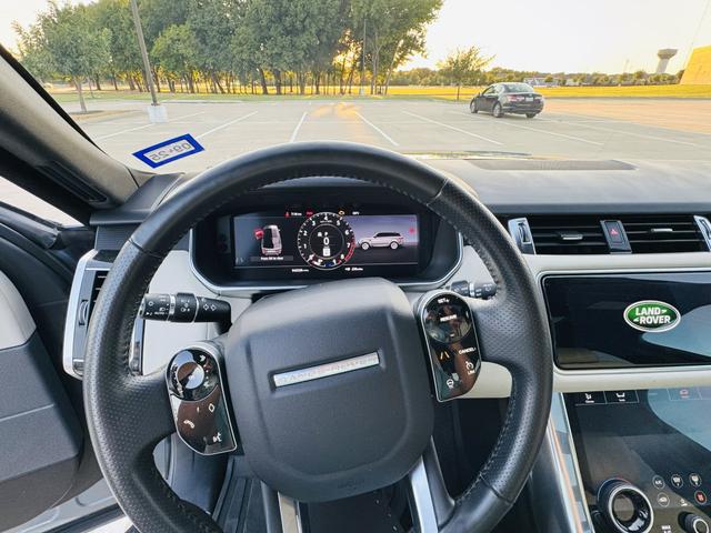 Photo of 2020 Blue Land Rover Range Rover Sport