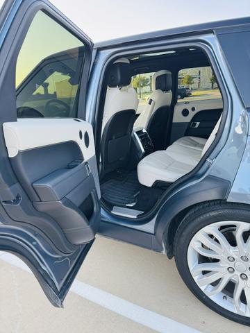 Photo of 2020 Blue Land Rover Range Rover Sport