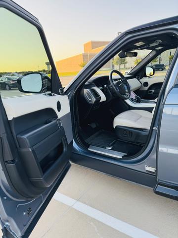 Photo of 2020 Blue Land Rover Range Rover Sport