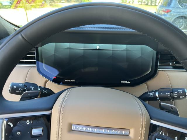Photo of 2025 Blue Land Rover Range Rover