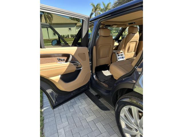 Photo of 2025 Blue Land Rover Range Rover