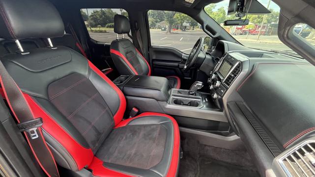 Photo of 2016 Black Ford F-150