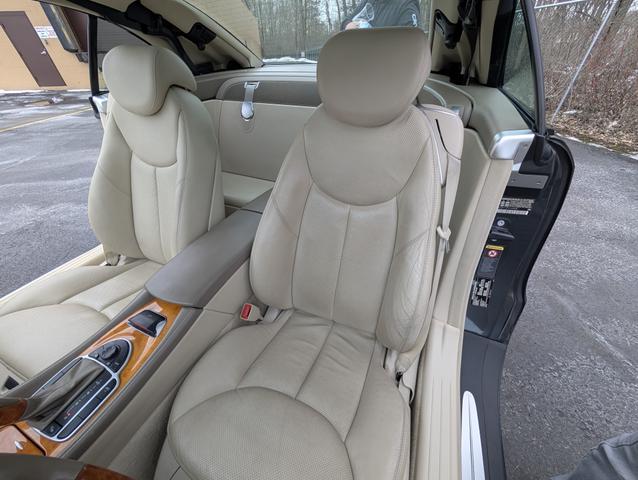 Photo of 2003 Gray Mercedes-Benz SL-Class