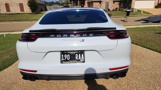 Photo of 2018 White Porsche Panamera