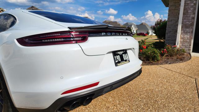 Photo of 2018 White Porsche Panamera