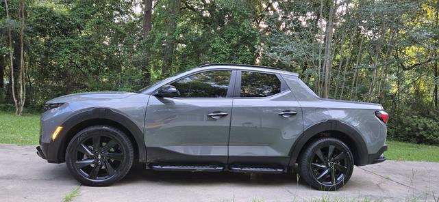 Photo of 2023 Gray Hyundai SANTA CRUZ