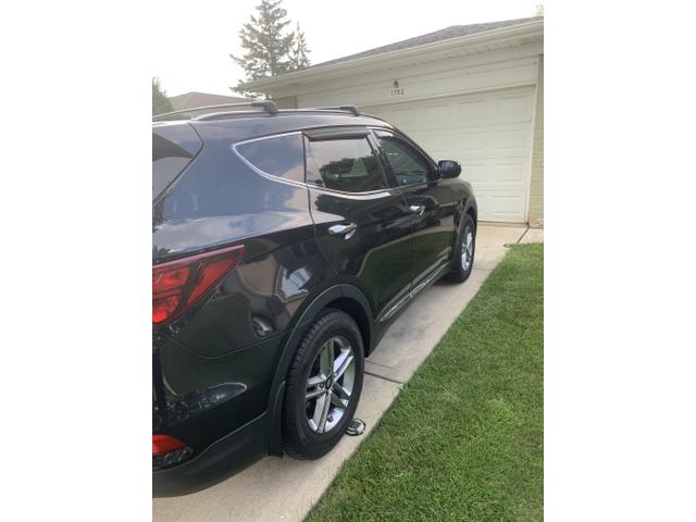 Photo of 2017 Black Hyundai Santa Fe Sport