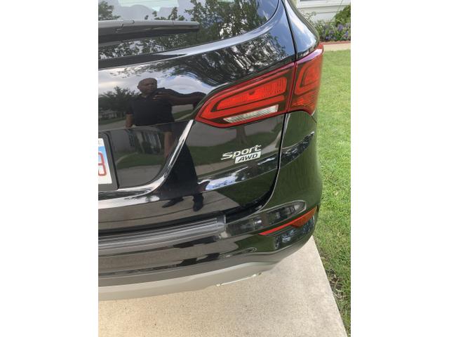 Photo of 2017 Black Hyundai Santa Fe Sport