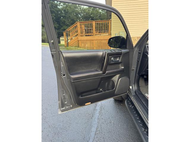 Photo of 2024 Gray Toyota 4Runner