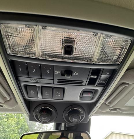 Photo of 2024 Gray Toyota 4Runner