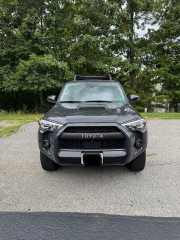 Photo of 2024 Gray Toyota 4Runner
