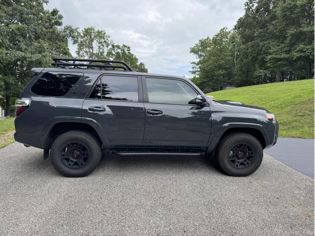 Photo of 2024 Gray Toyota 4Runner