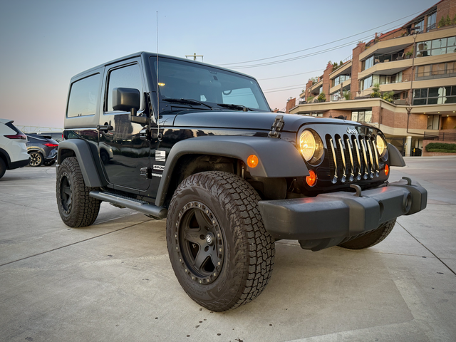 Photo of 2017 Black Jeep Wrangler
