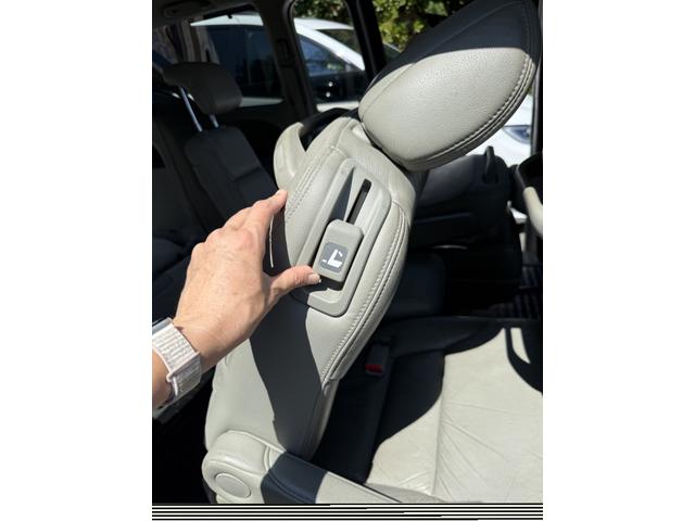 Photo of 2005 Gray Honda Odyssey