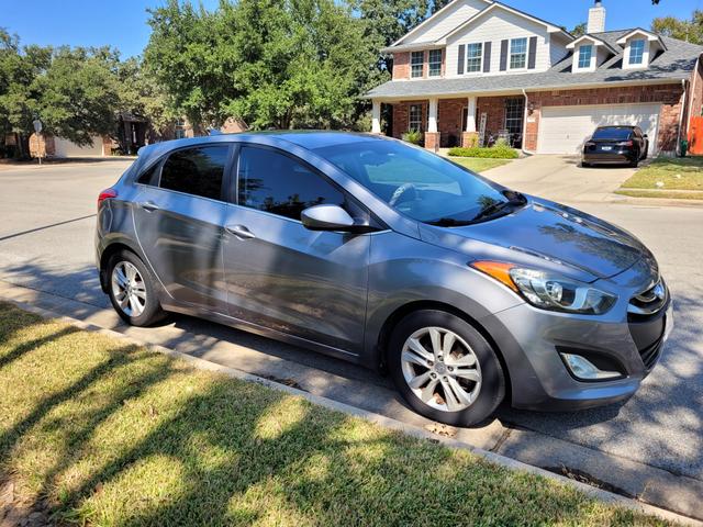 Photo of 2013 Gray Hyundai Elantra GT