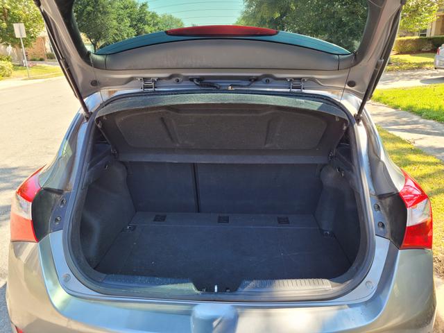 Photo of 2013 Gray Hyundai Elantra GT