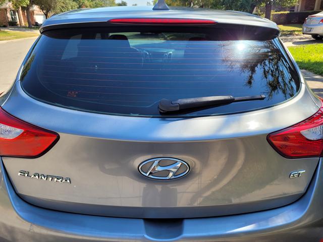 Photo of 2013 Gray Hyundai Elantra GT