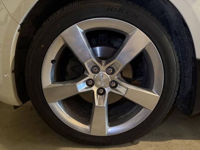 Photo of 2012 White Honda Odyssey