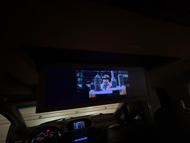 Photo of 2012 White Honda Odyssey