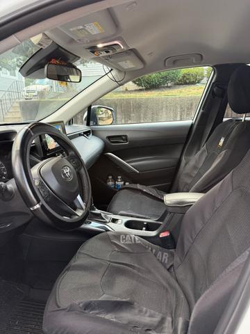 Photo of 2023 White Toyota Corolla Cross