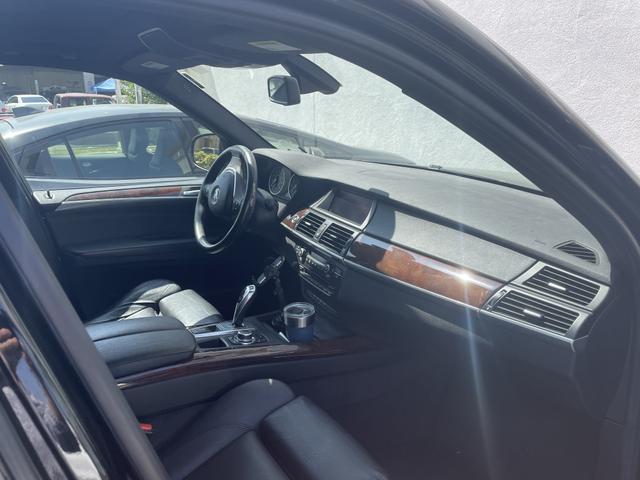 Photo of 2010 Black BMW X5