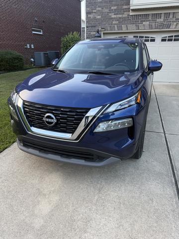 Photo of 2023 Blue Nissan Rogue