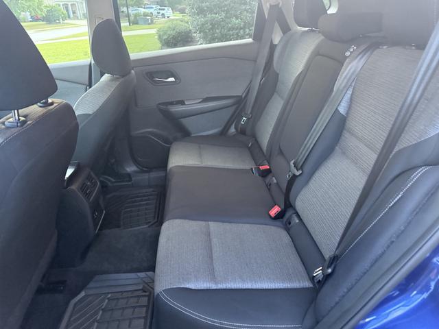 Photo of 2023 Blue Nissan Rogue