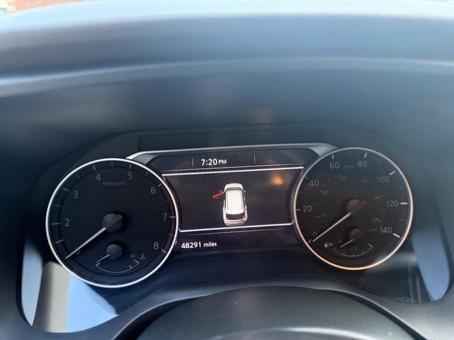 Photo of 2023 Blue Nissan Rogue