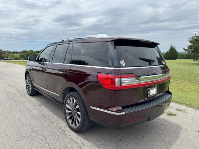 Photo of 2021 Red Lincoln Navigator