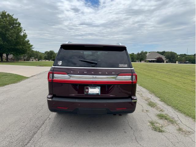 Photo of 2021 Red Lincoln Navigator