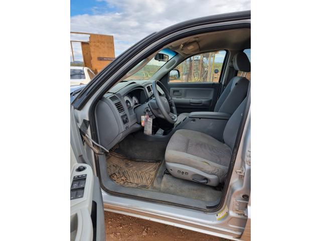 Photo of 2007 Silver Dodge Dakota