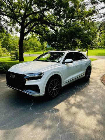 Photo of 2020 White Audi Q8