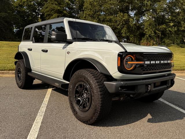 Photo of 2022 Gray Ford Bronco