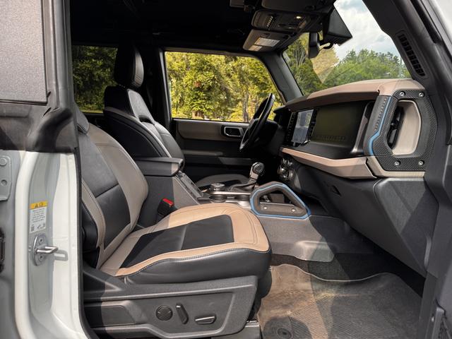 Photo of 2022 Gray Ford Bronco