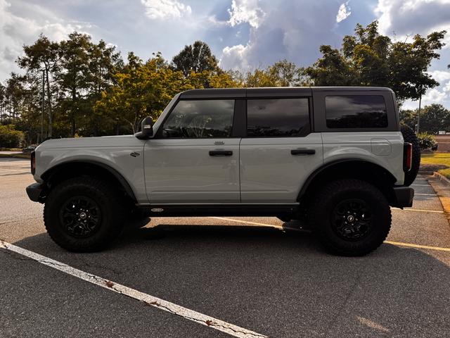 Photo of 2022 Gray Ford Bronco