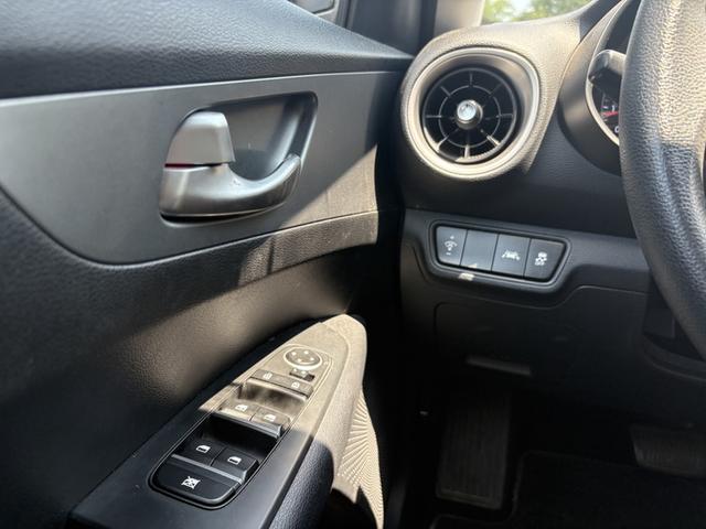 Photo of 2021 Blue Kia Forte