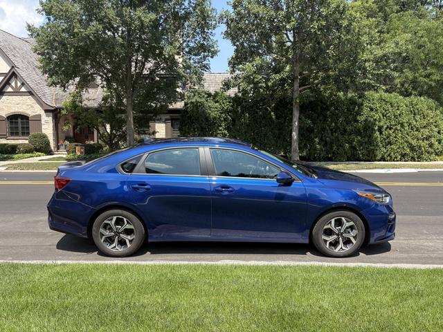 Photo of 2021 Blue Kia Forte